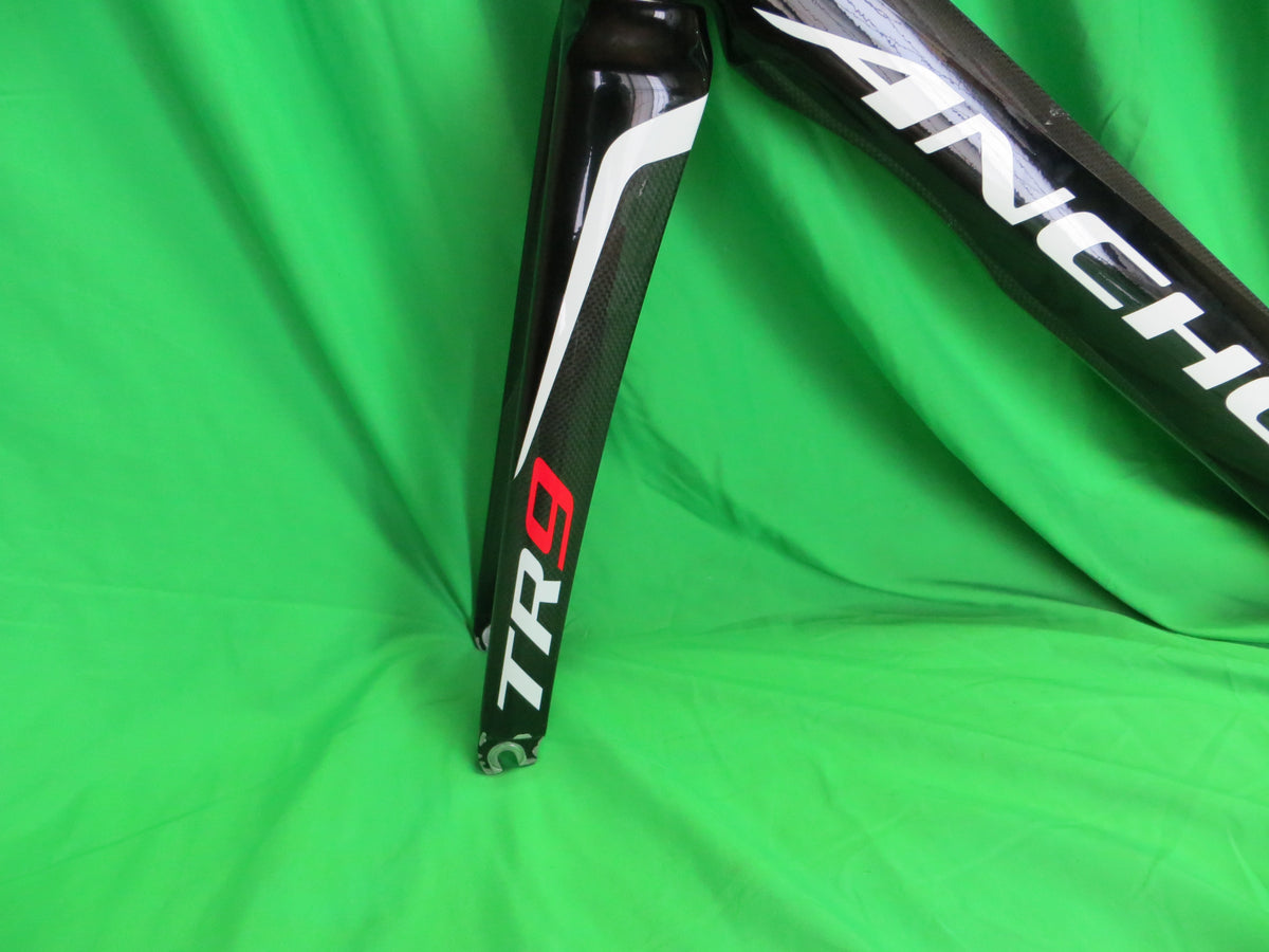 Rare! Anchor TR9 Carbon // Black // 49.5cm UCI NJS Approved