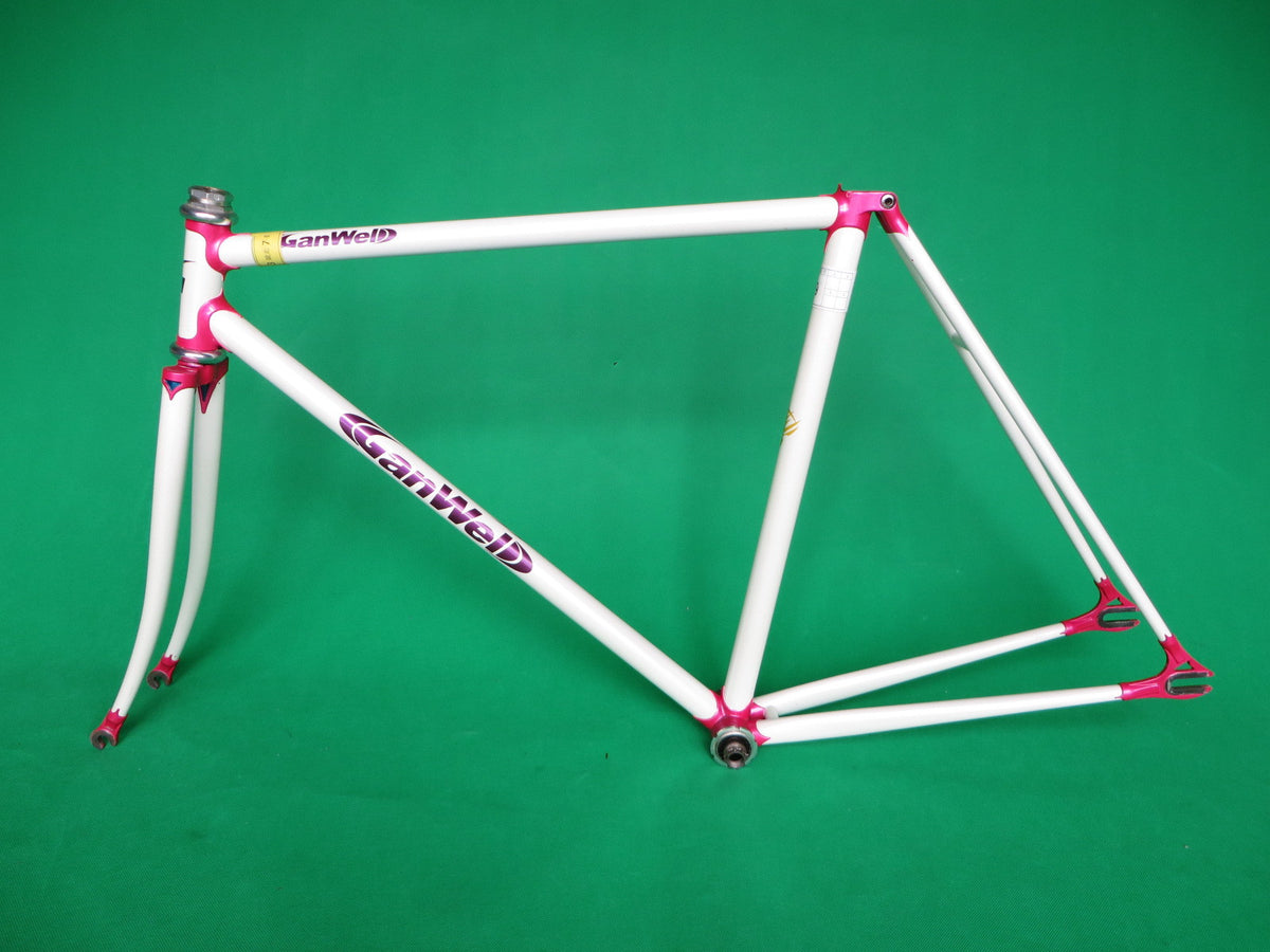 GAN WELL PRO | white + rose-pink lugs | 51cm