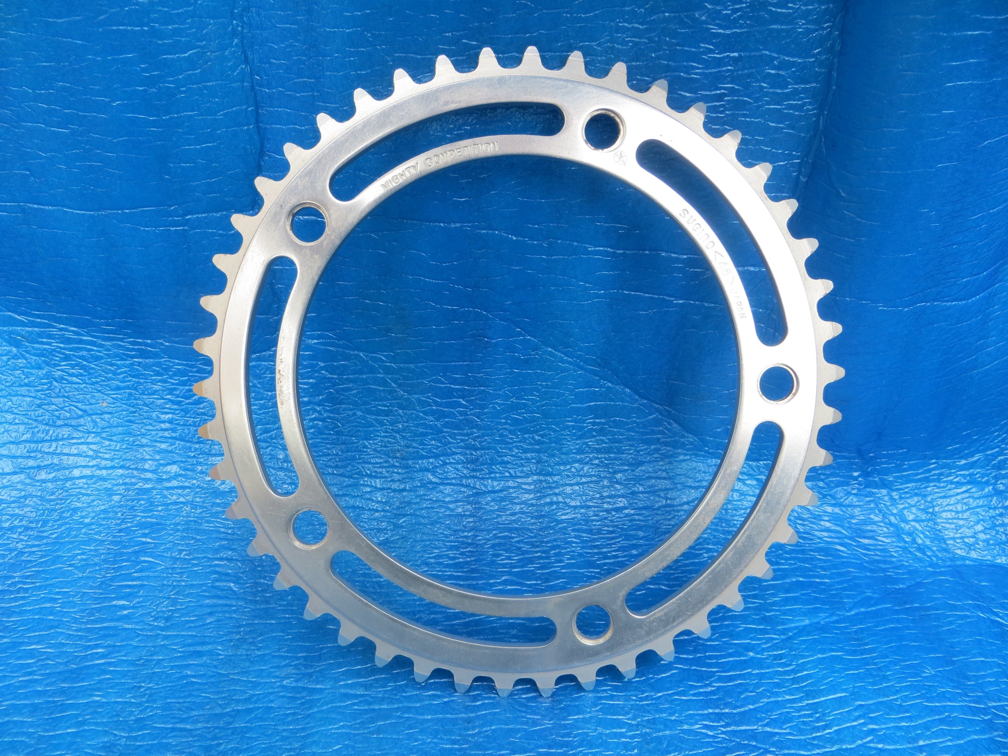 Sugino Mighty Competition 1/8" 151BCD Chainring 46T NJS (240709011)