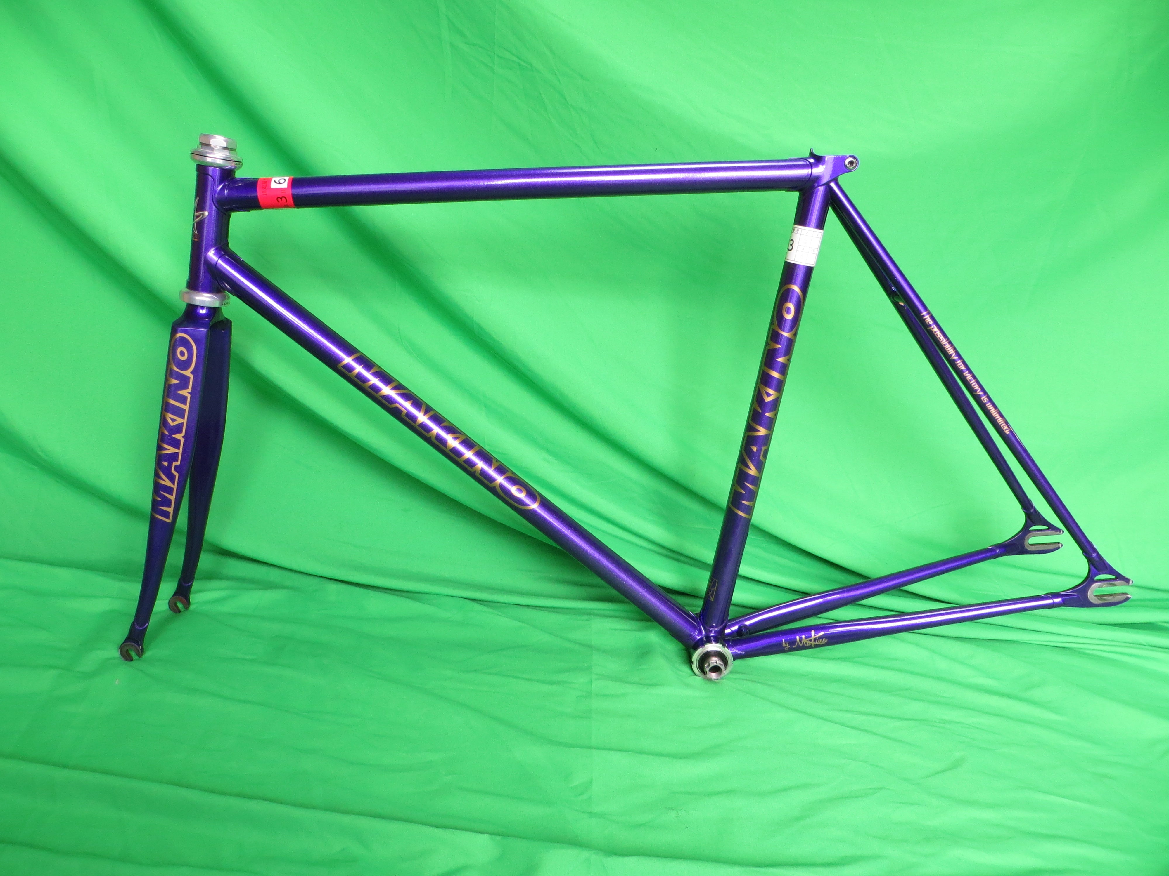 Makino  // Deep Purple Metallic // 52cm