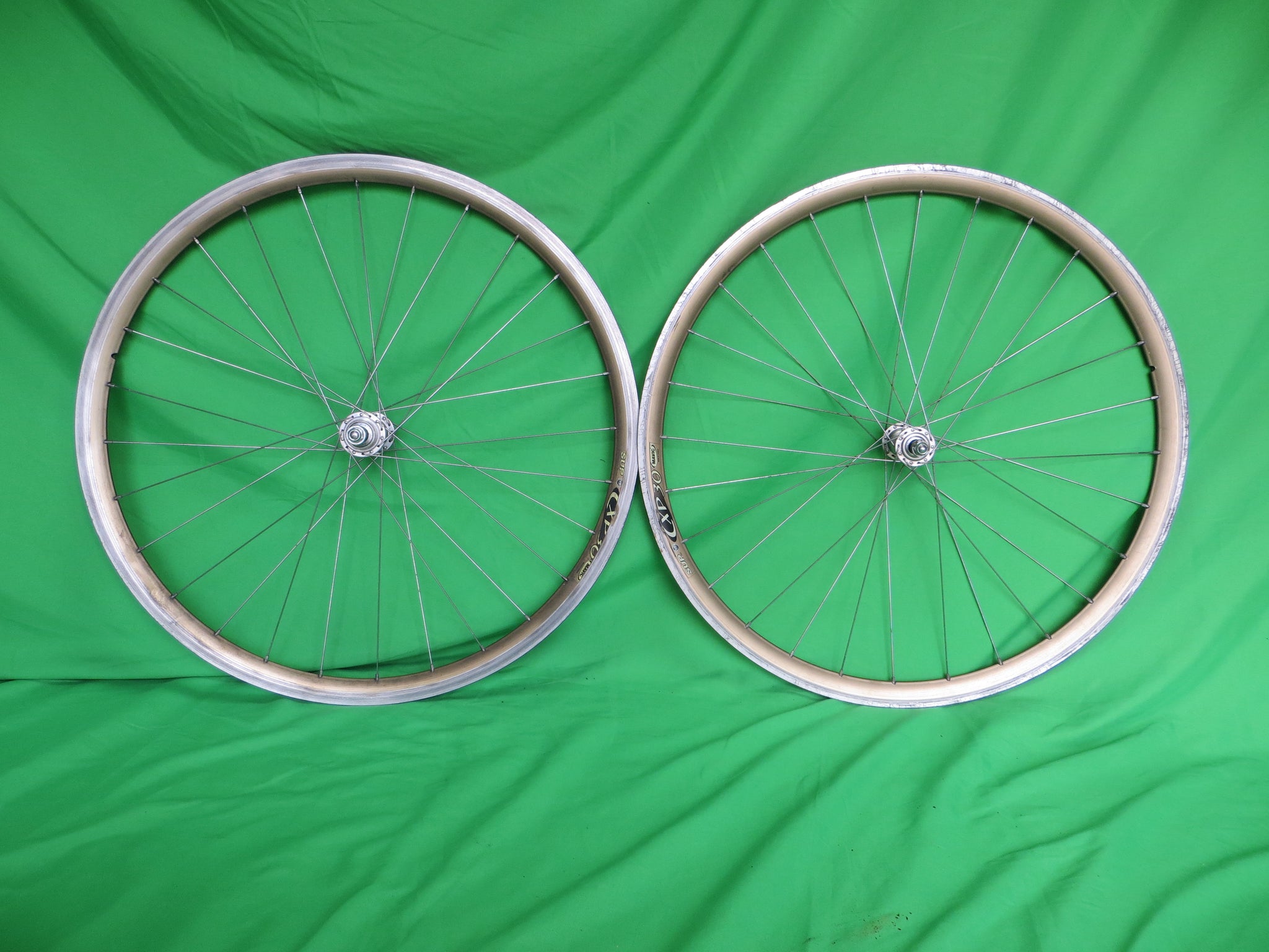 Vintage 70's Shimano Dura Ace Small Flange F&R 28H One sided Fixed hubs 120mm, Mavic Tubular 700c Rims /24080801