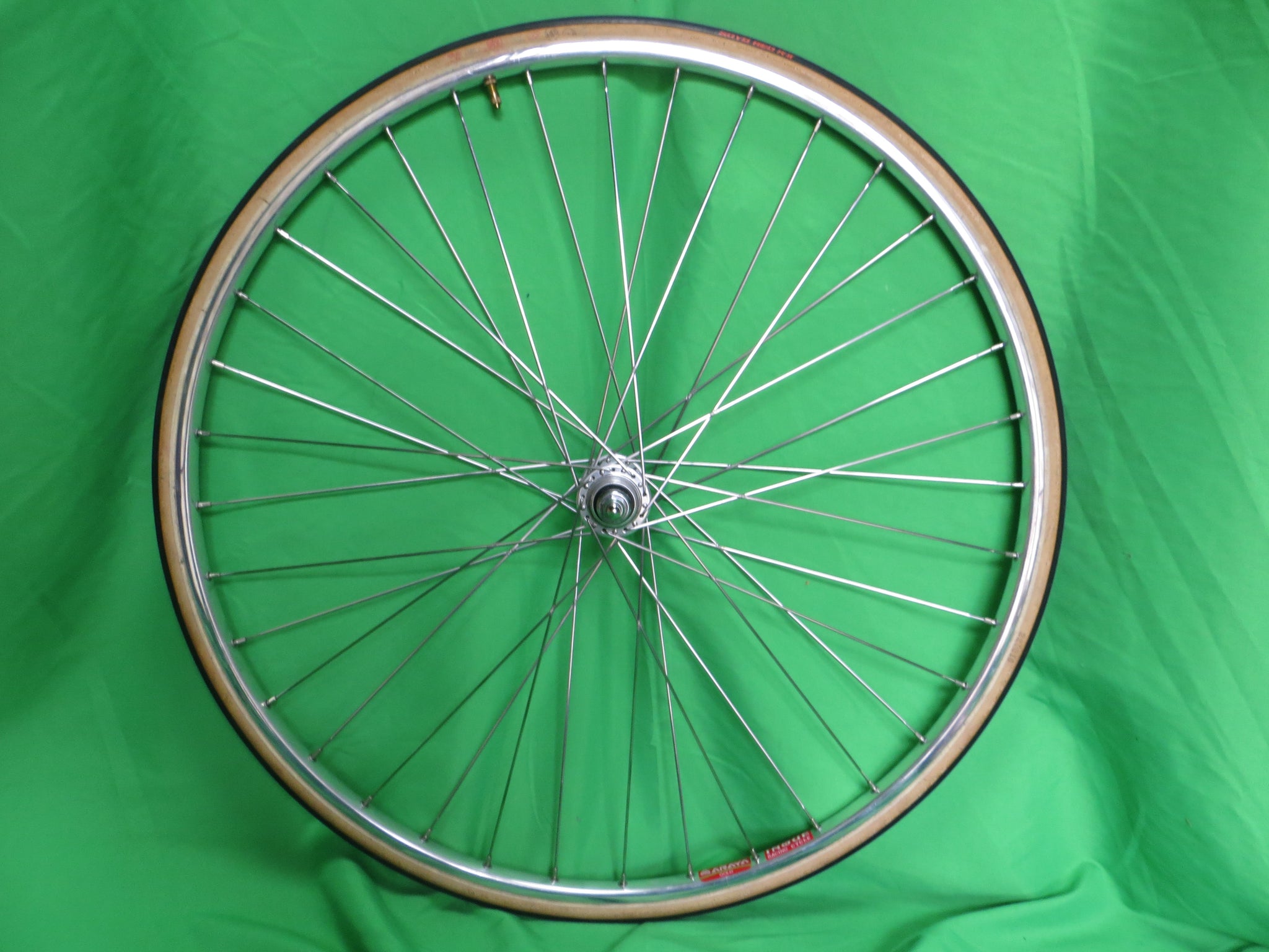 Araya Gold 16B 700c Tubular NJS rim, Shimano Dura Ace HB-7710 NJS Rear Hub 120mm Single Sided Fixed, Soyo Red2 Tire (24082419)