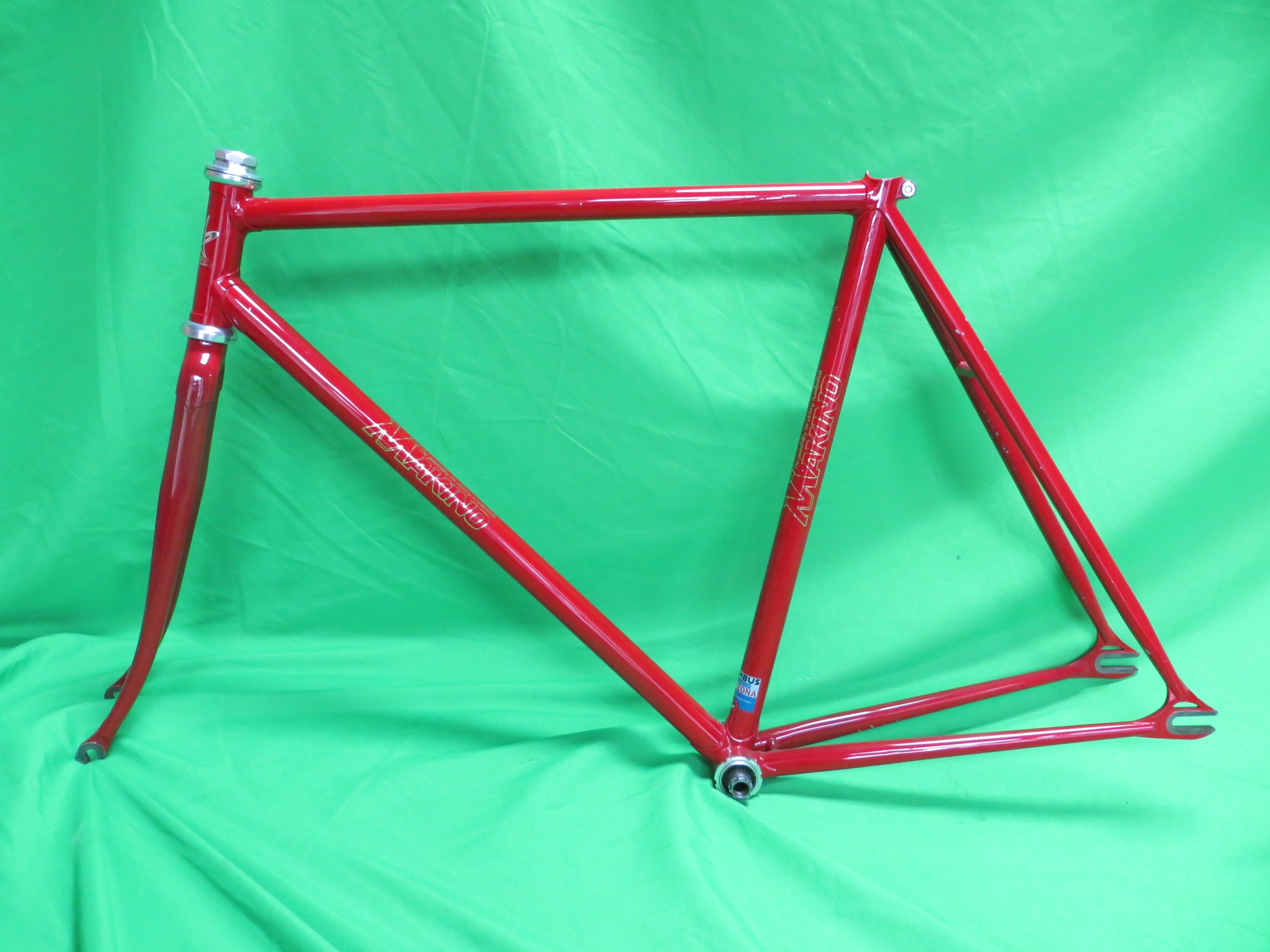 Makino Columbus Zona  // Red Metallic // 53.5cm /240924