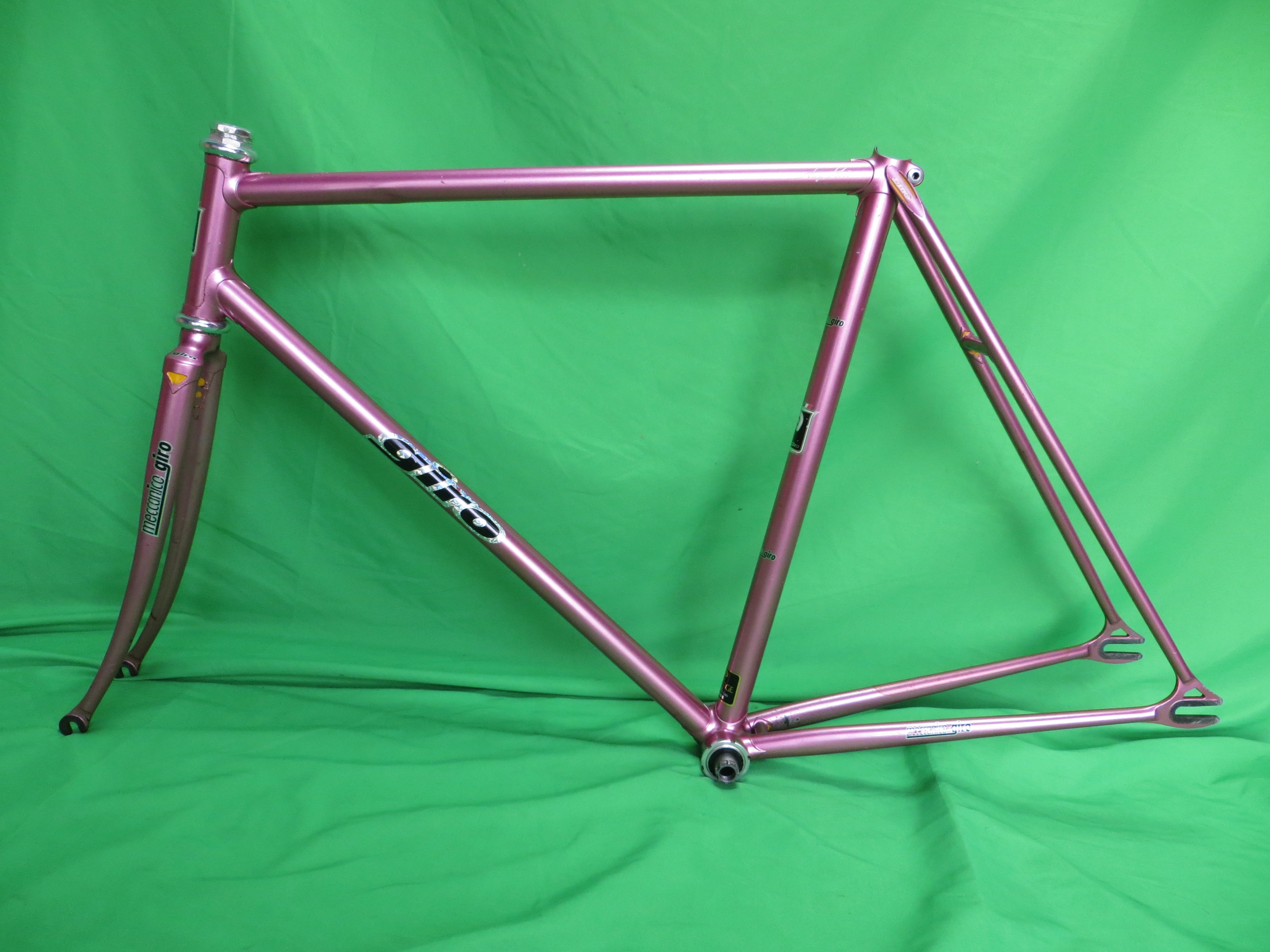 Giro Tange Prestige // Pink Metallic // 53.5cm