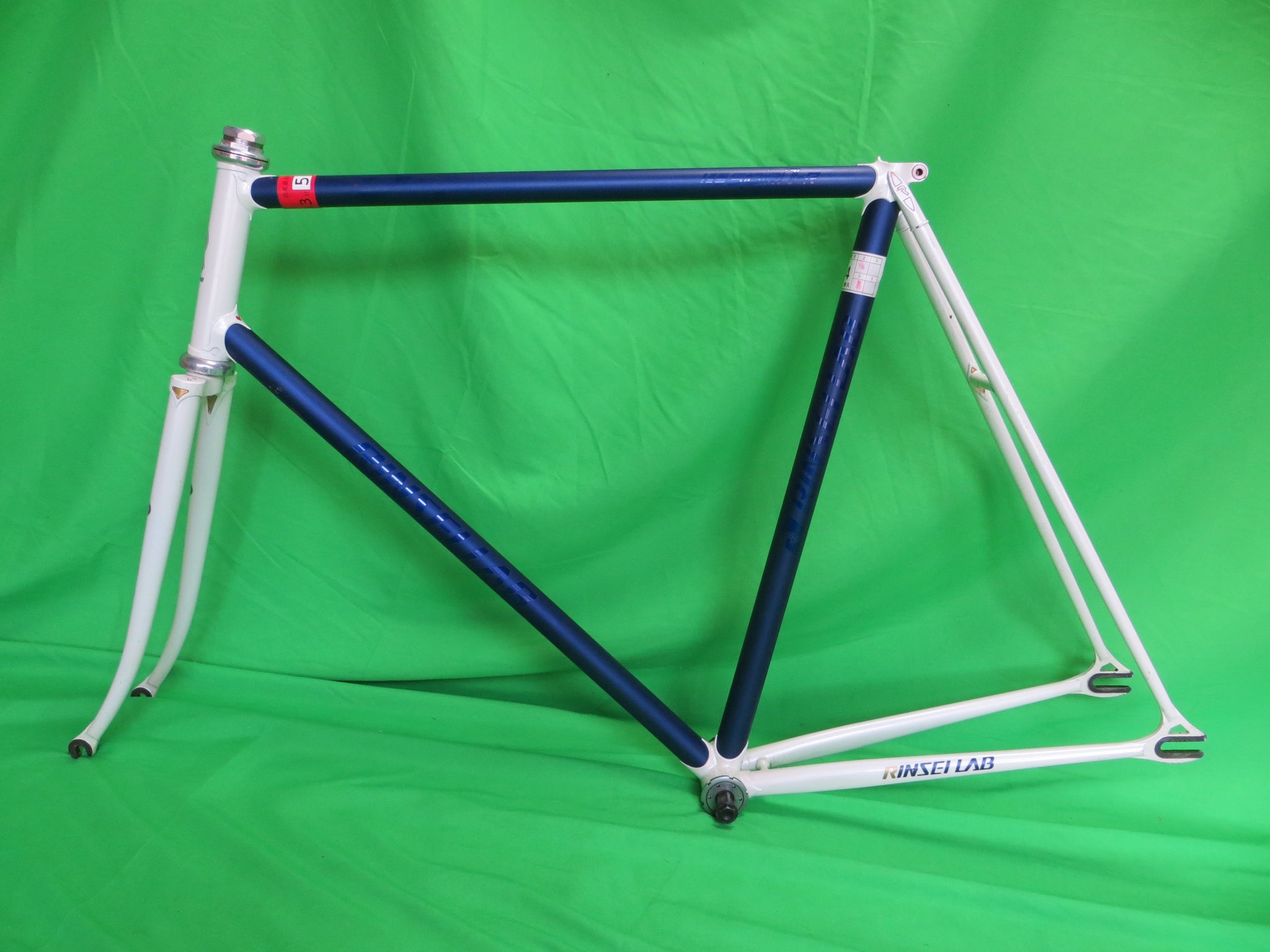 RINSEI LAB // White /  Matte Purple Two Tone // 58cm