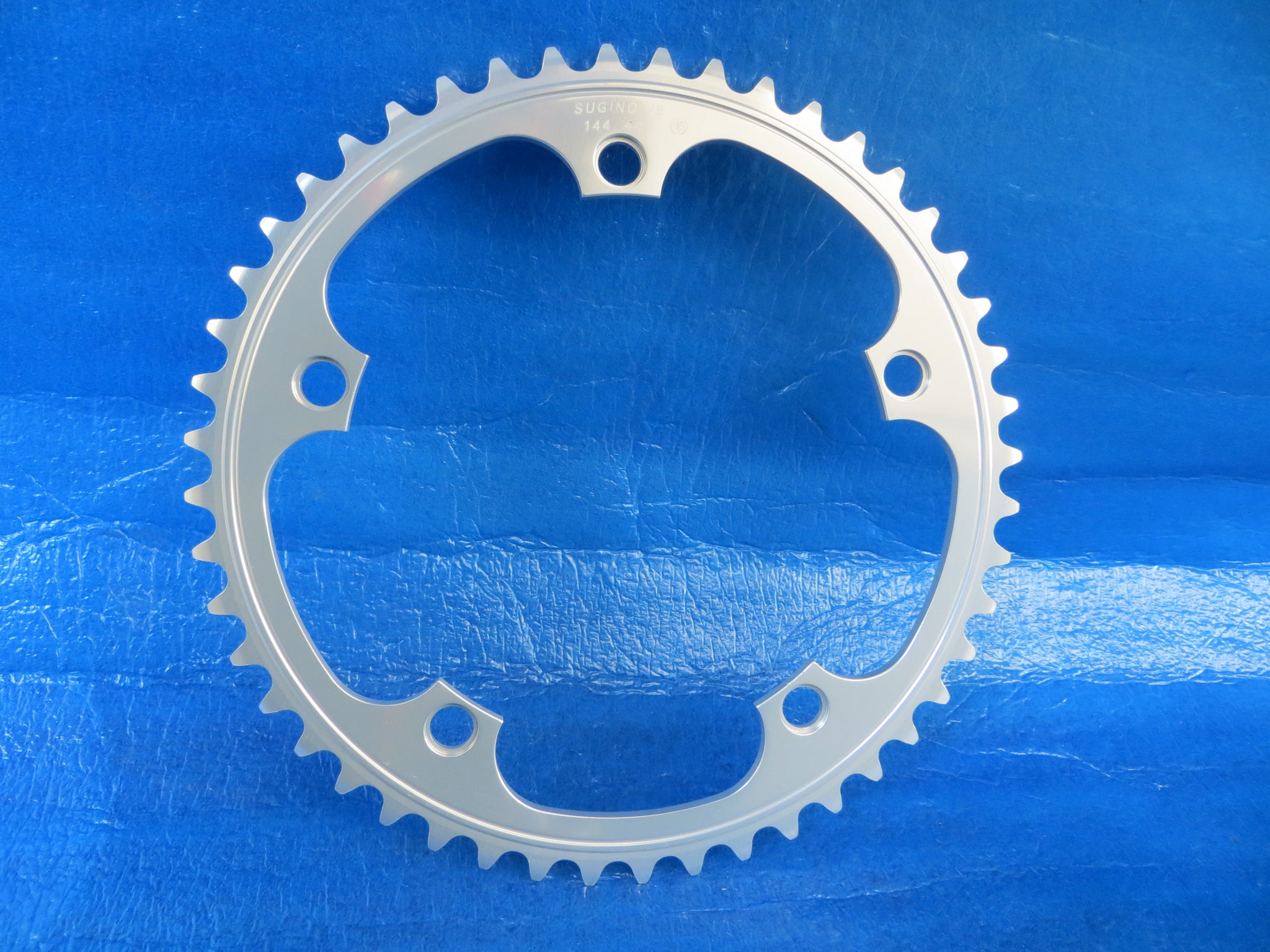 Never Used Sugino 75 1/8" 144BCD NJS Chainring 48T (24110303)