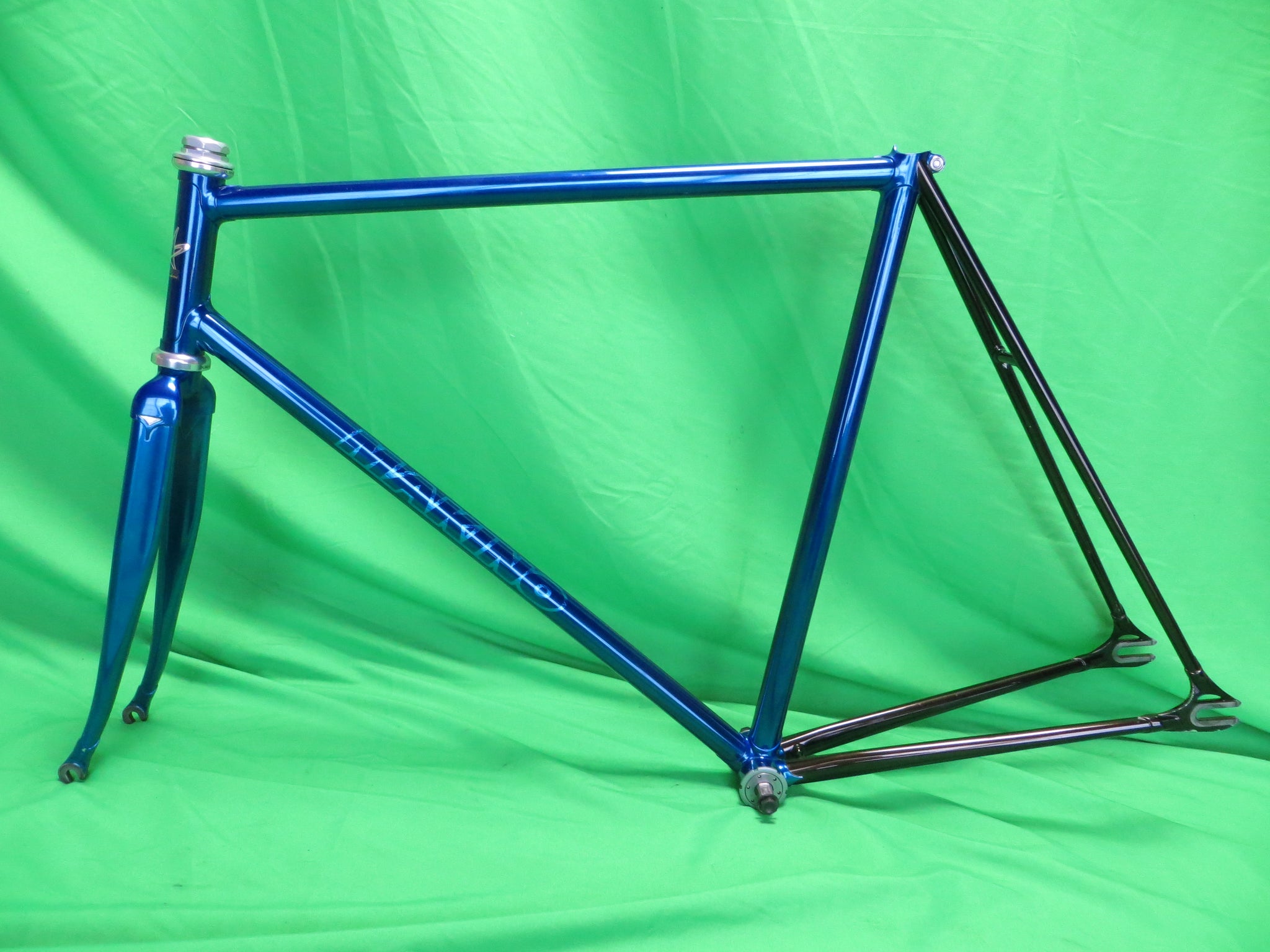 Makino Columbus Max Fork // Candy Blue Metallic / Black Two Tone // 56cm