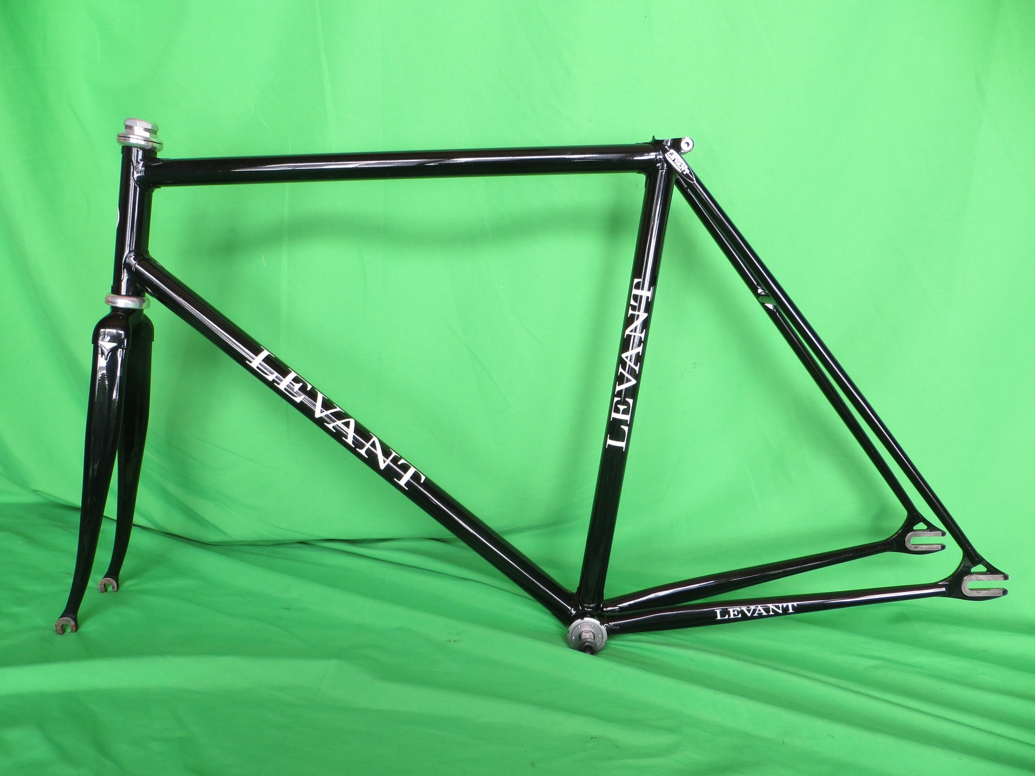 LEVANT Columbus Max Fork // Black // 53.5cm