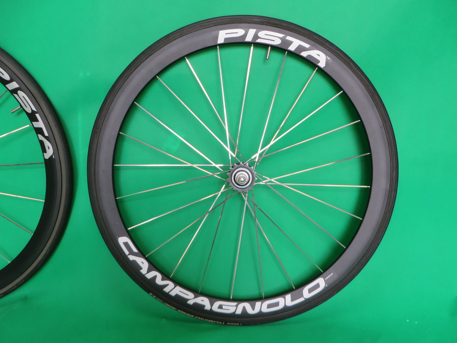 Fashion track wheelset